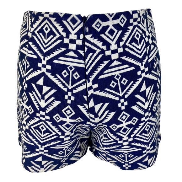Gianni Bini navy white shorts ladies small geometric tribal print high rise - Picture 2 of 6